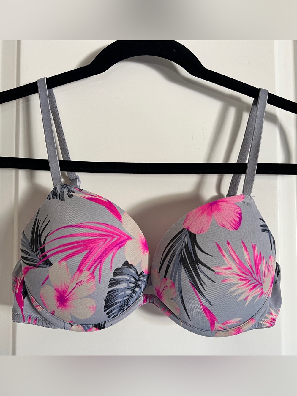 Victoria's Secret PINK Wear Everywhere Super Push Up Bra